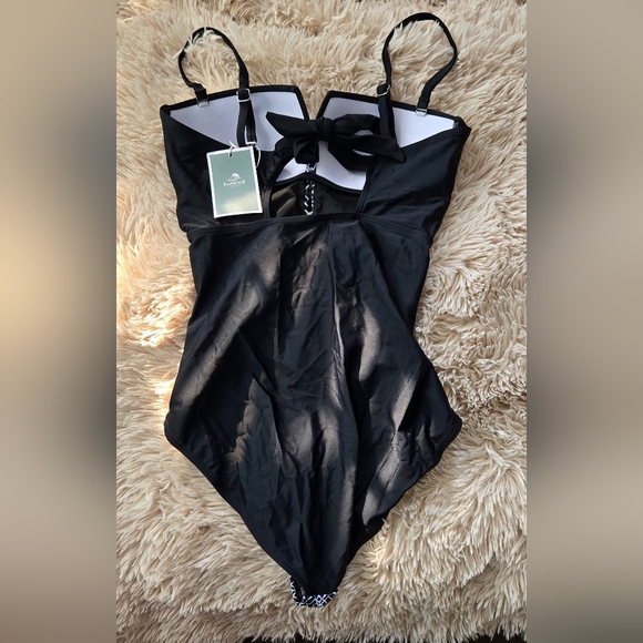 Eomenie Push Up Wrap Front Swimsuit #1065 - Picture 3 of 9